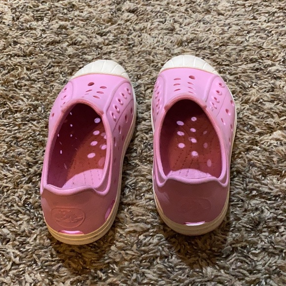 Pink Crocs - Picture 2 of 5